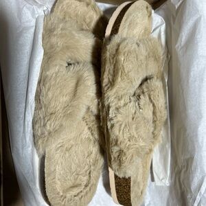 Cozy Faux Fur Women's Slippers